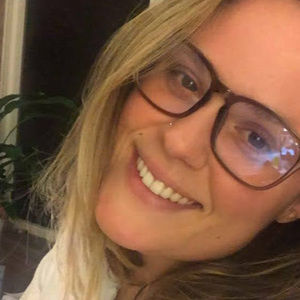 Meet your Posher, Nina